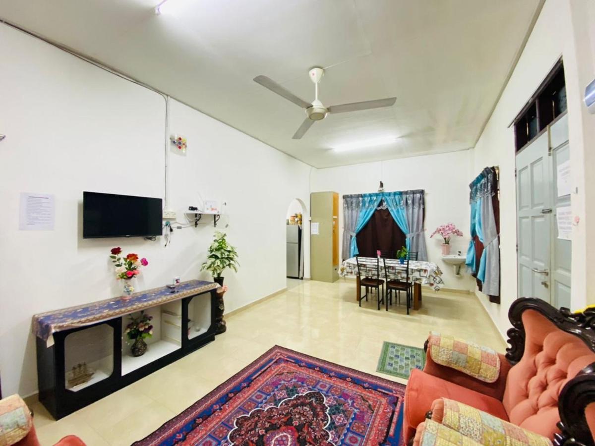 Homestay Ummi Kuala Terengganu Kültér fotó