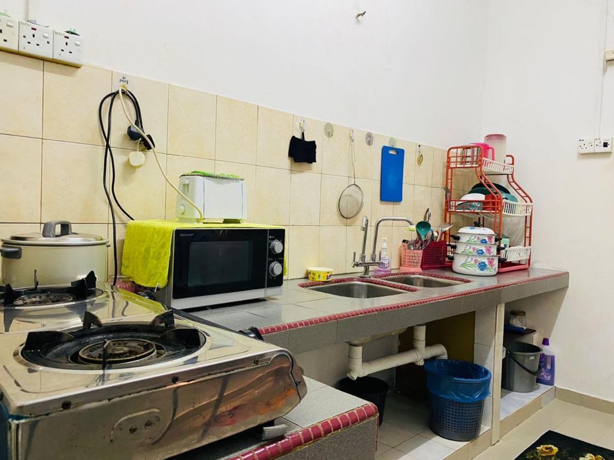 Homestay Ummi Kuala Terengganu Kültér fotó