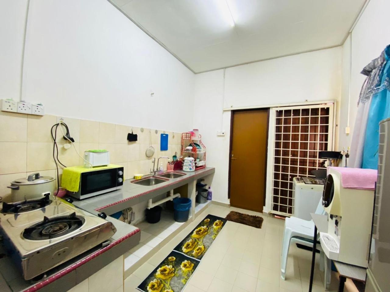 Homestay Ummi Kuala Terengganu Kültér fotó
